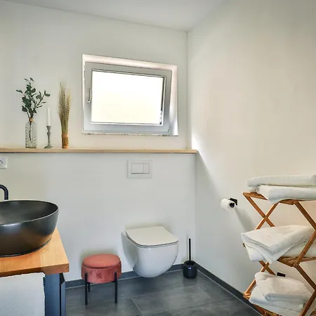 Hohenstein Apartment *